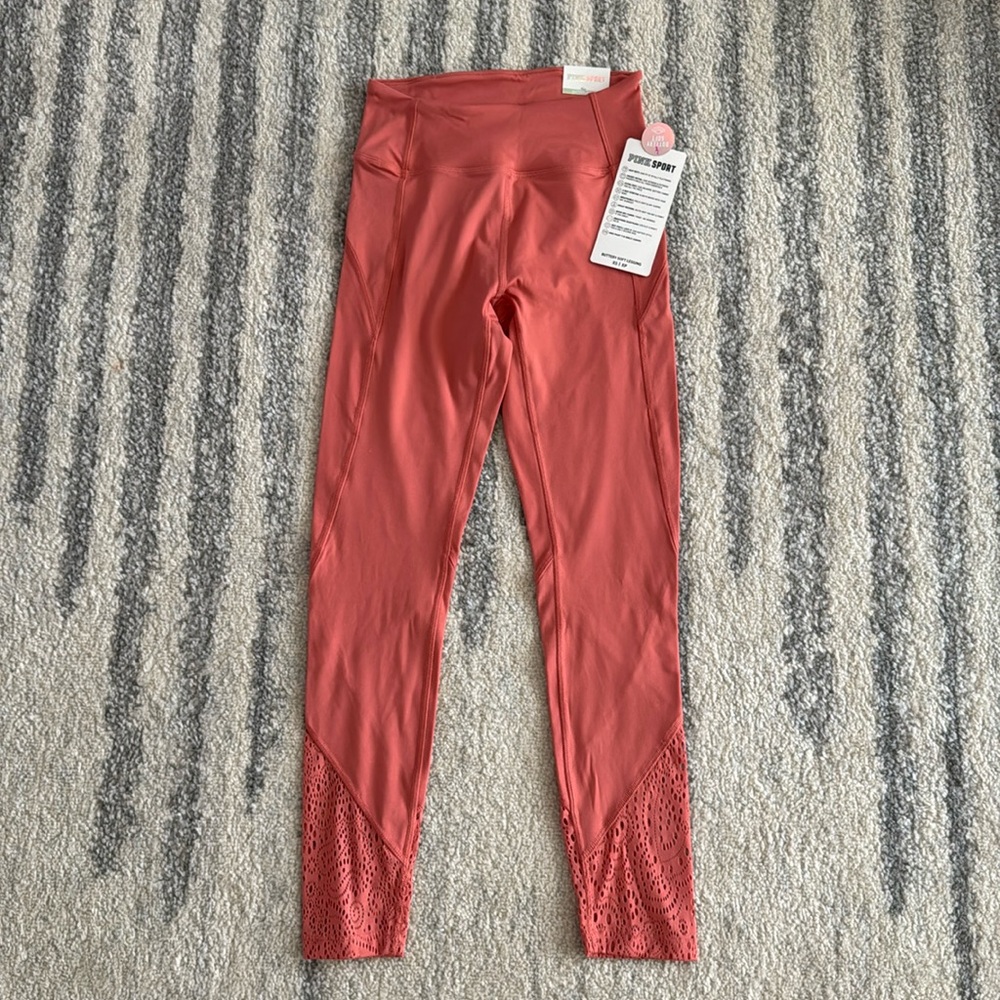 Pink leggings